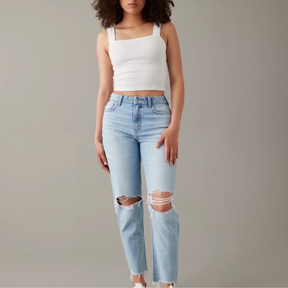 American Eagle Outfitters Light Blue Ripped Jeans